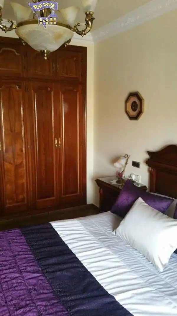 Dormitori de Casa o xalet en venda en Arcos de la Frontera amb Aire condicionat, Jardí privat i Traster