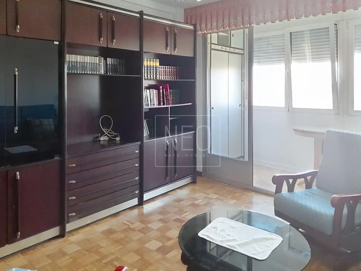 Dormitori de Pis en venda en Madrid amb Calefacció, Parquet i Terrassa