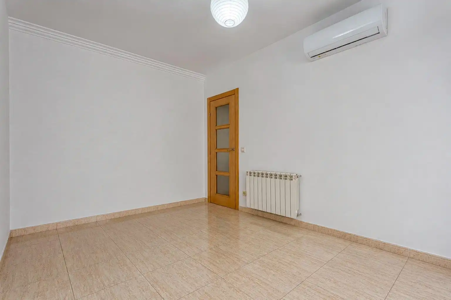 Habitación de Piso en venta en Vilanova del Camí con Aire acondicionado y Amueblado