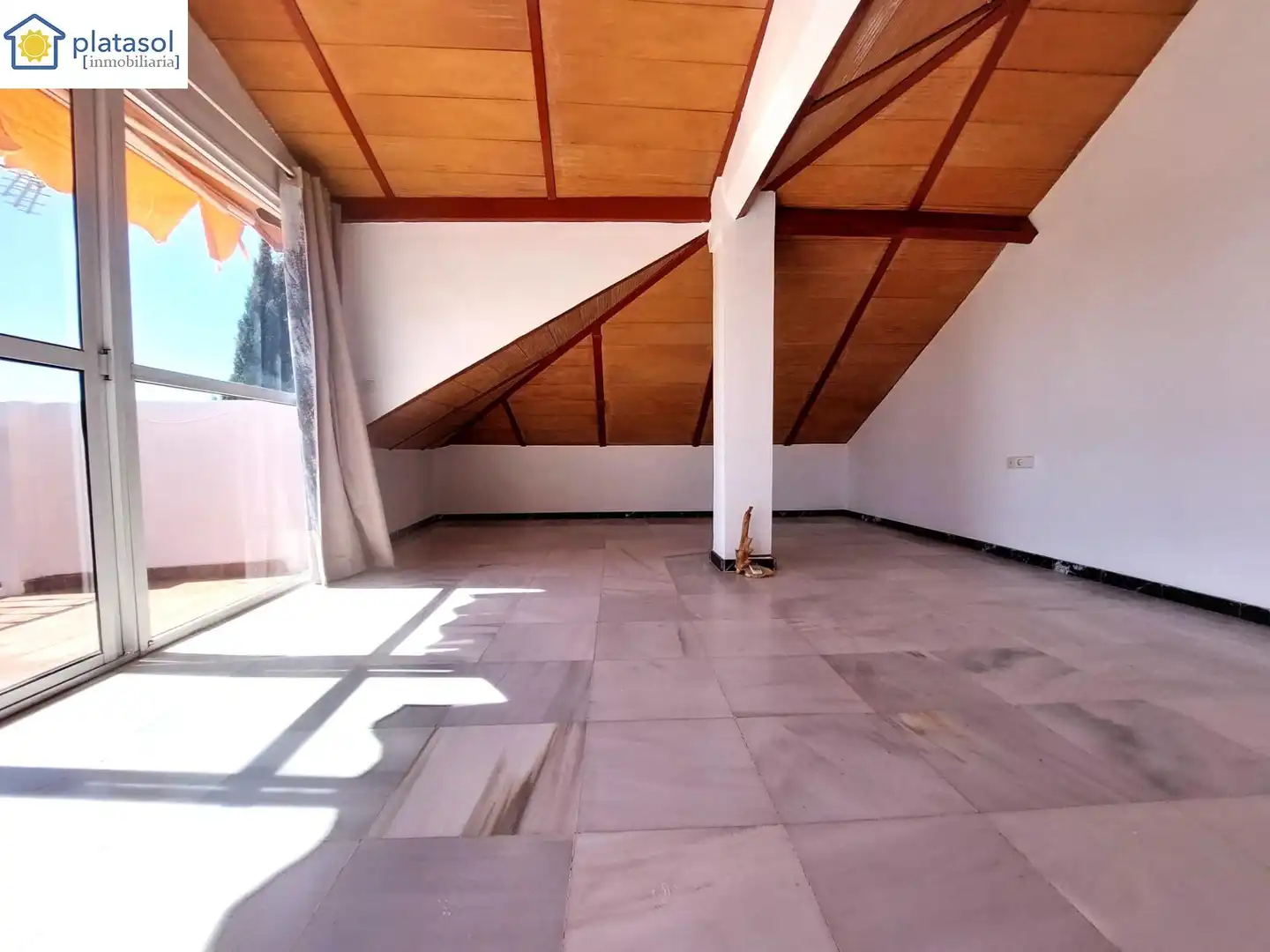 Chalet con piscina en venta en Calle ROMA, imagen 55