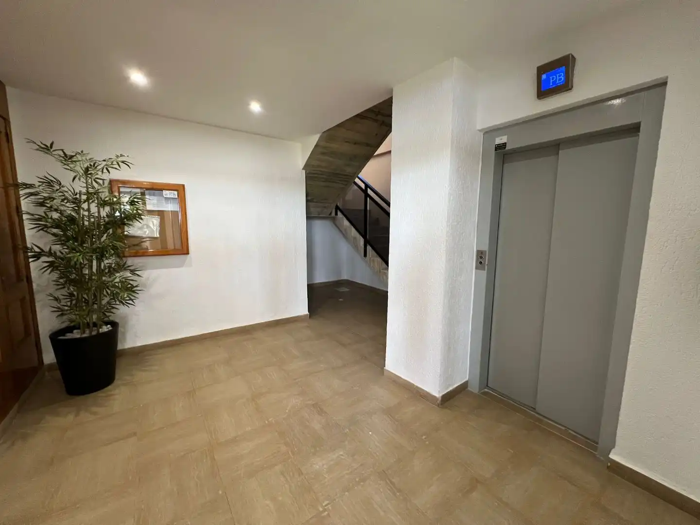 Pis de lloguer en Daimús amb Aire condicionat, Jardí privat i Terrassa