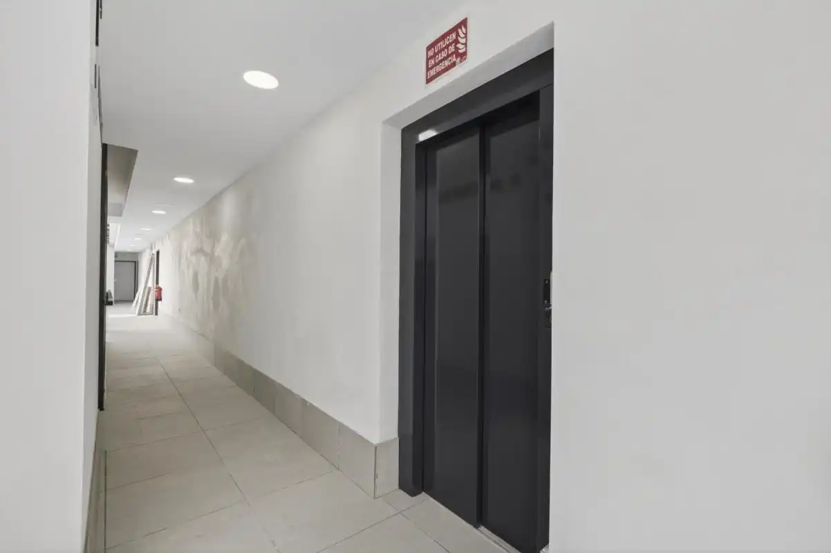 Planta baja en venta en Sevilla con Aire acondicionado, Calefacción y Jardín privado