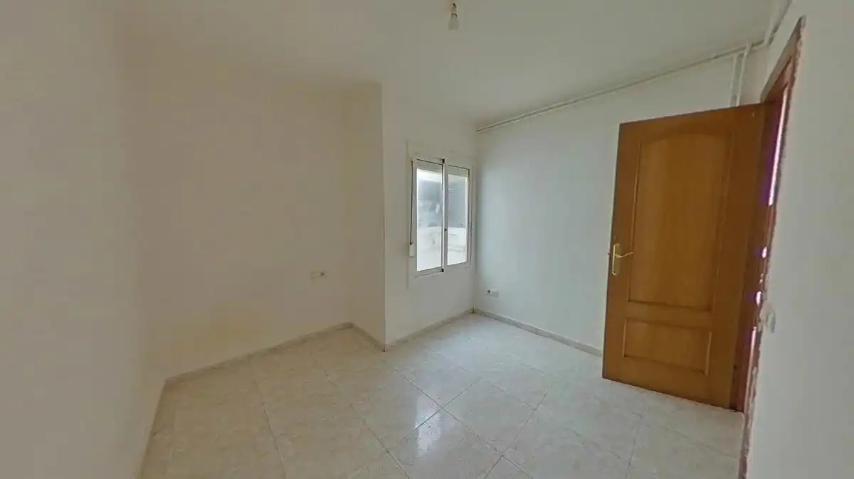 Dormitori de Apartament en venda en Premià de Dalt amb Balcó