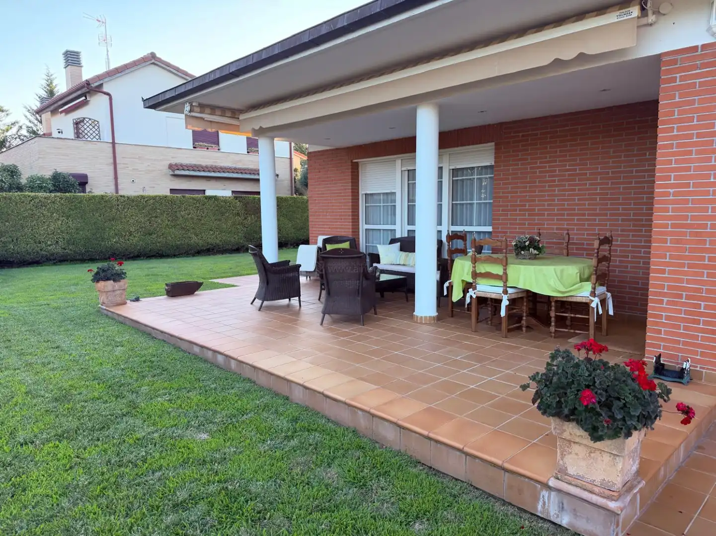 Terraza de Casa o chalet en venta en Anguciana con Calefacción, Jardín privado y Parquet