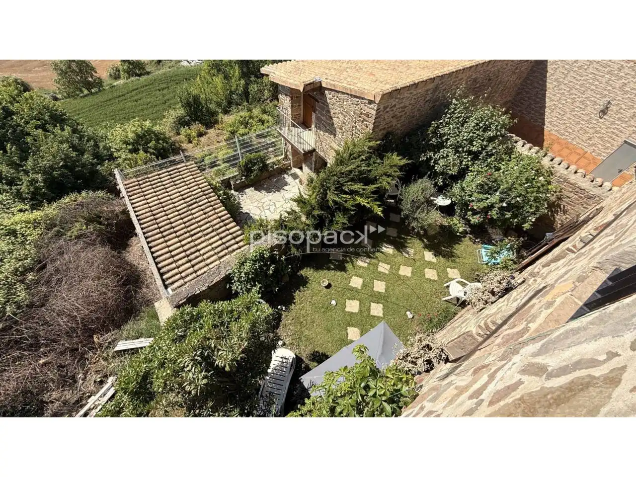 Jardí de Casa o xalet en venda en Undués de Lerda amb Calefacció, Jardí privat i Parquet