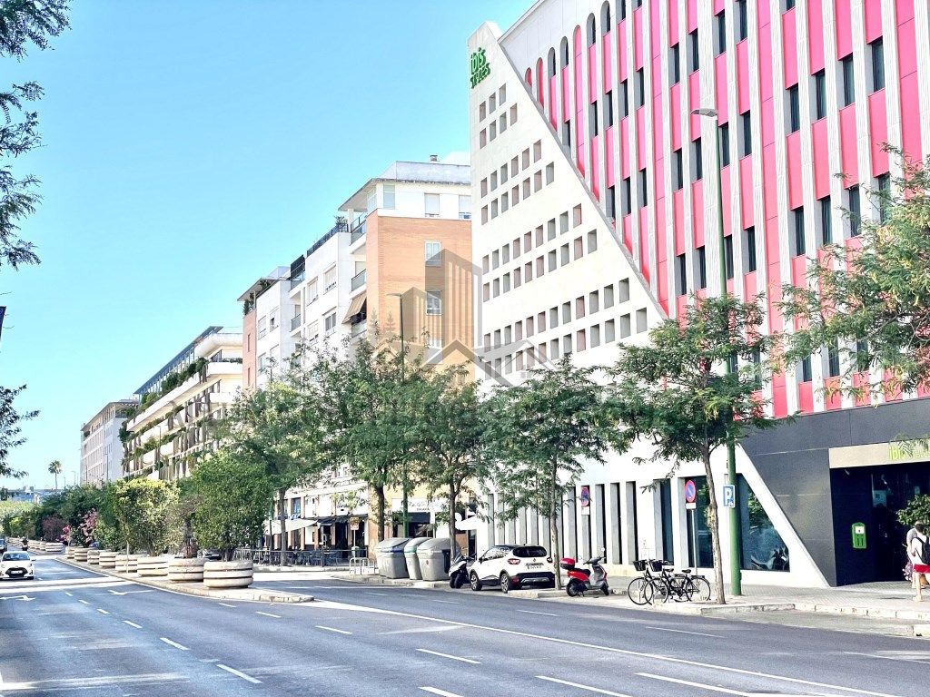 Exterior view of Box room for sale in  Sevilla Capital