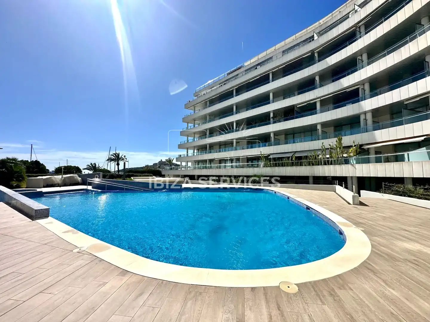 Appartamento con piscina in affitto a Marina Botafoc - Platja de Talamanca, imagen 20