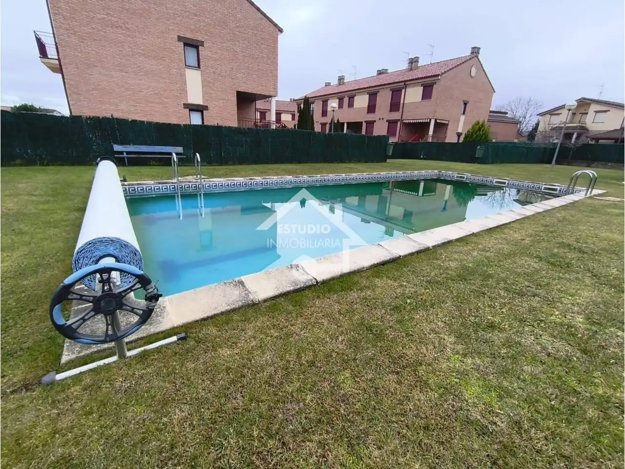Piscina de Casa o chalet en venta en Canillas de Río Tuerto con Calefacción, Jardín privado y Parquet