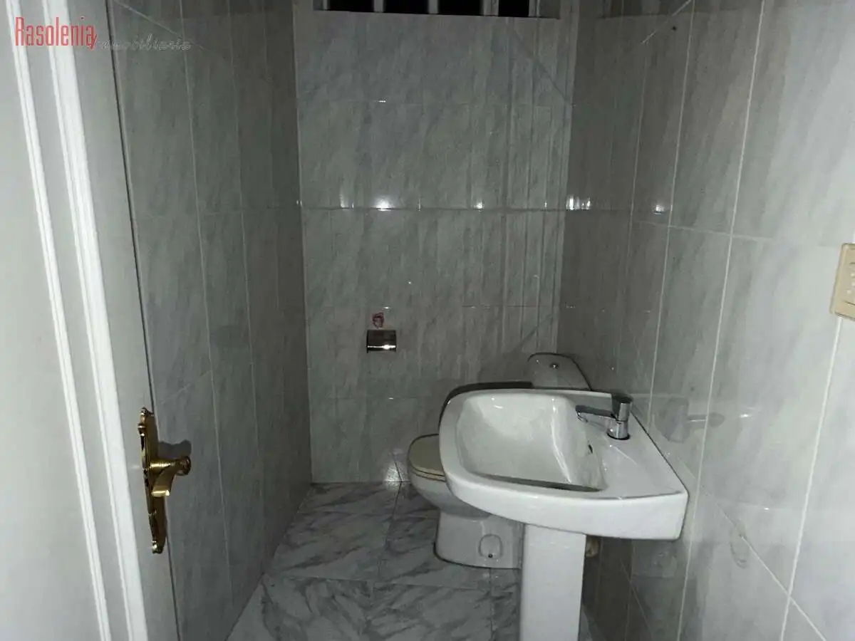 Bathroom of Commercial properties for sale in Bóveda