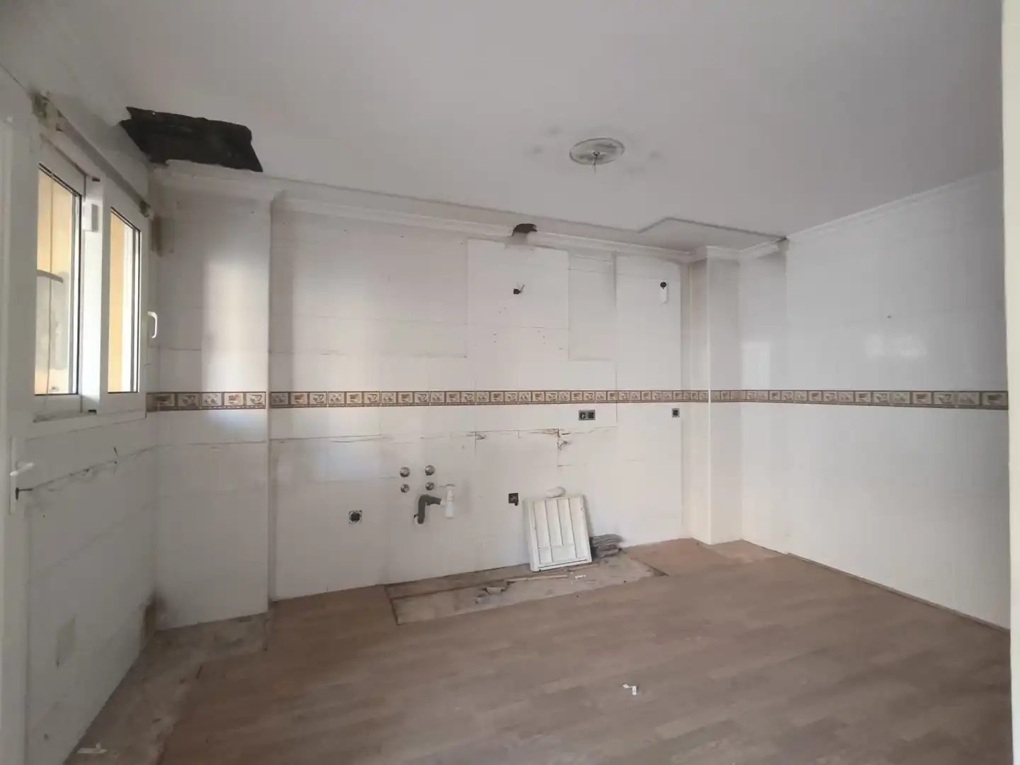 Cuina de Casa o xalet en venda en Murcia amb Terrassa, Traster i Moblat