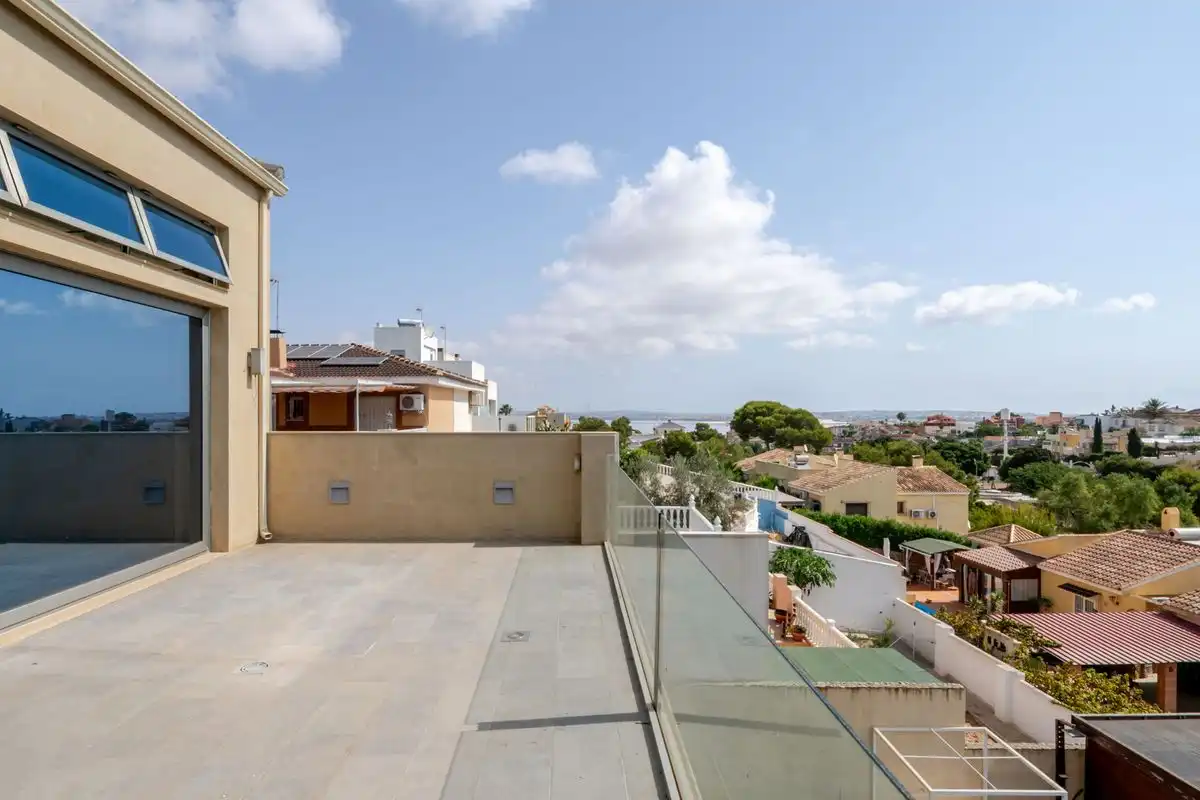 Casa amb terrassa en venda a Calle Covadonga, imagen 39