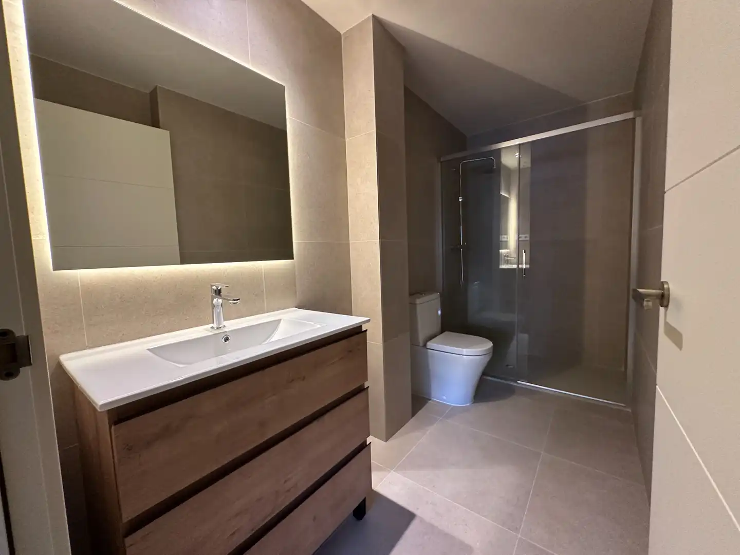 Neubau-Wohnung mit Terrasse zum Verkauf in Avinguda de Catalunya 55, imagen 15