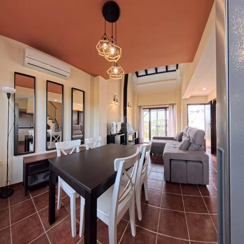 Casa-chalet en Venta en El Ronquillo