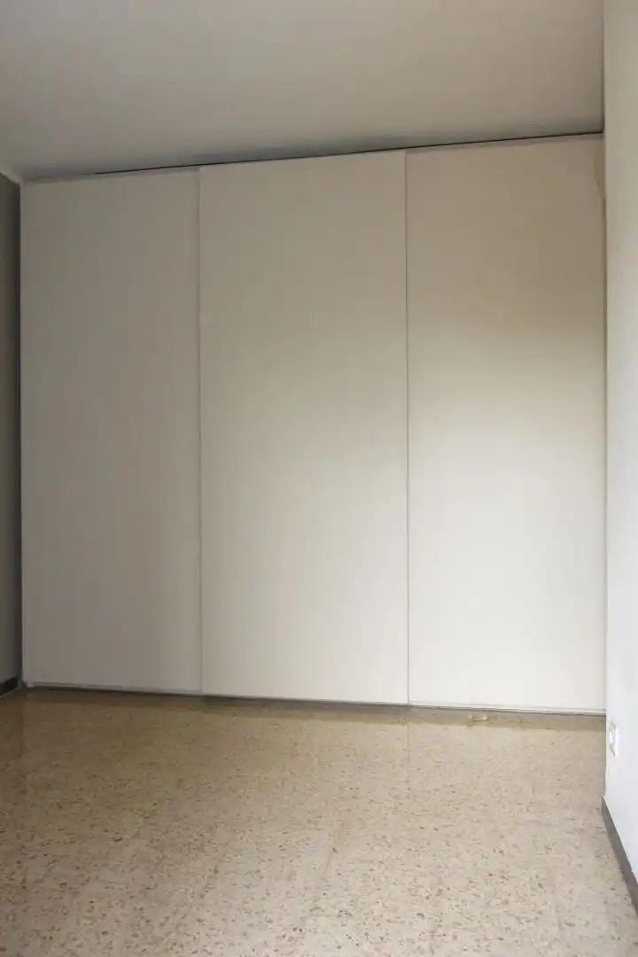 Habitación de Piso de alquiler en Girona con Aire acondicionado, Calefacción y Lavadora
