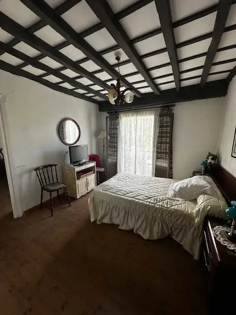 Habitación de Casa adosada en venta en Cudillero con Calefacción, Jardín privado y Terraza