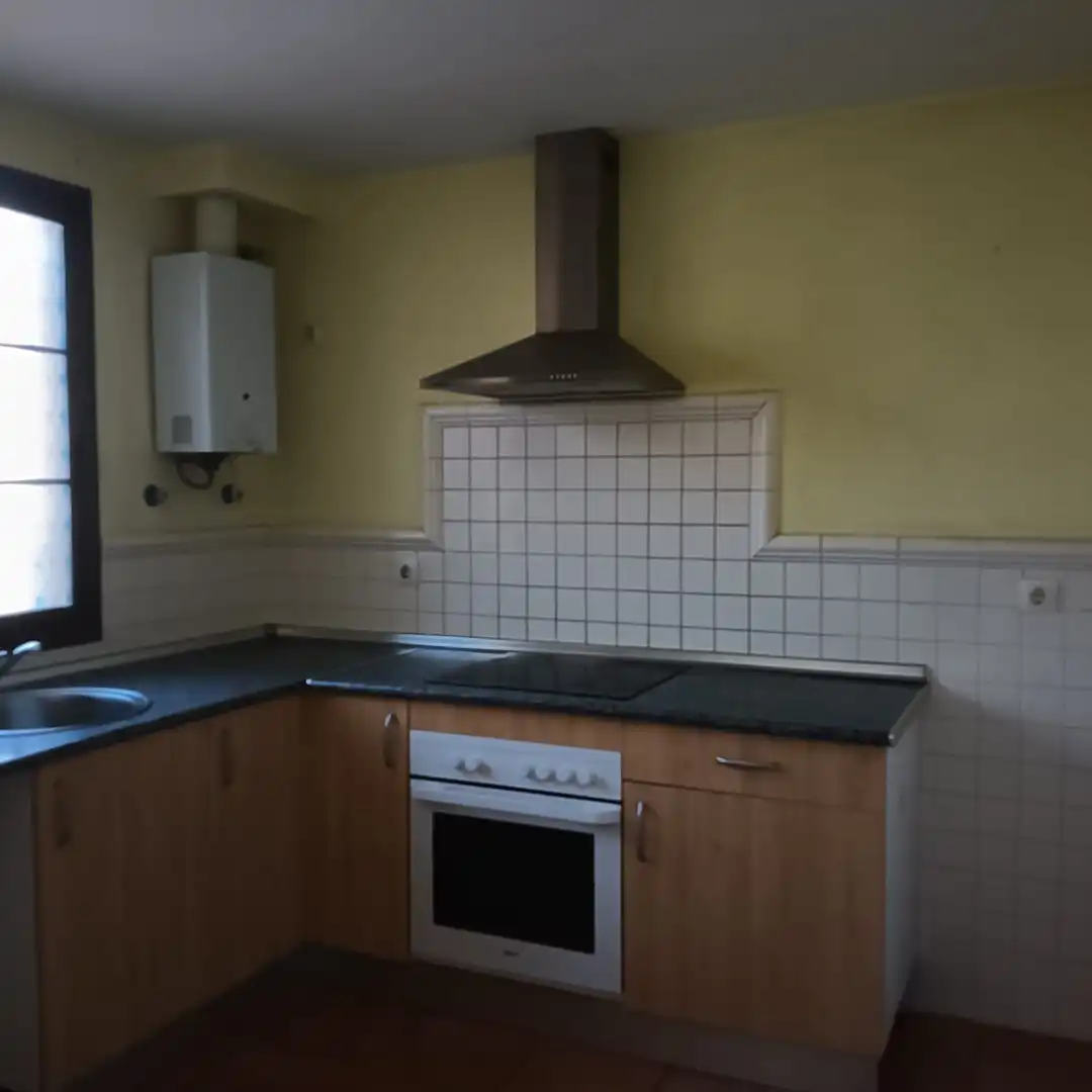 Casa aparellada en venda a C/ Albahaca, imagen 6
