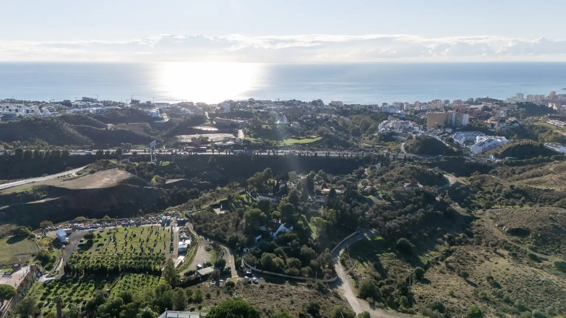 Vista exterior de Casa o xalet en venda en Fuengirola amb Aire condicionat, Jardí privat i Terrassa