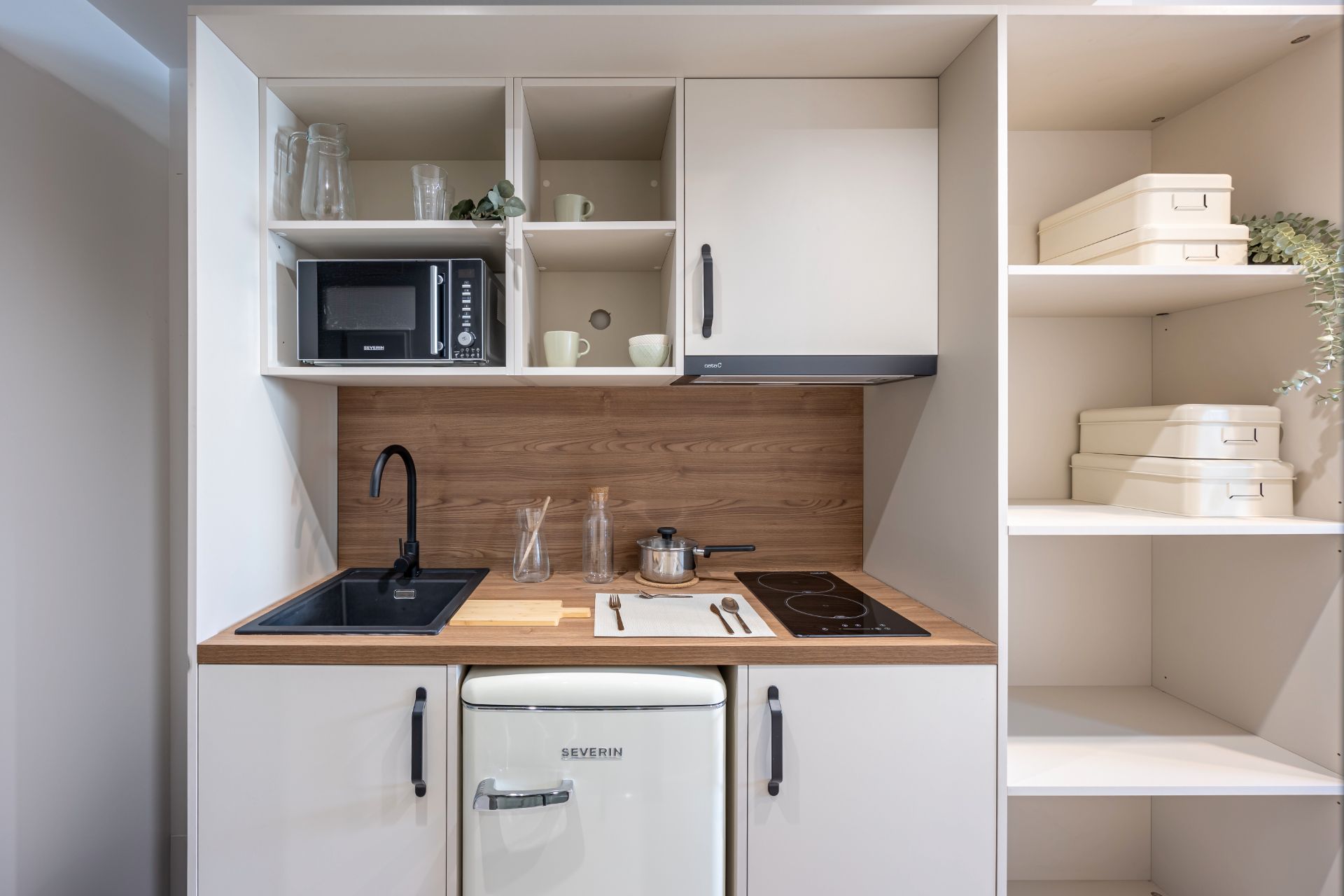 Kitchen of Study to rent in Armilla  with Air Conditioner, Furnished and Microwave