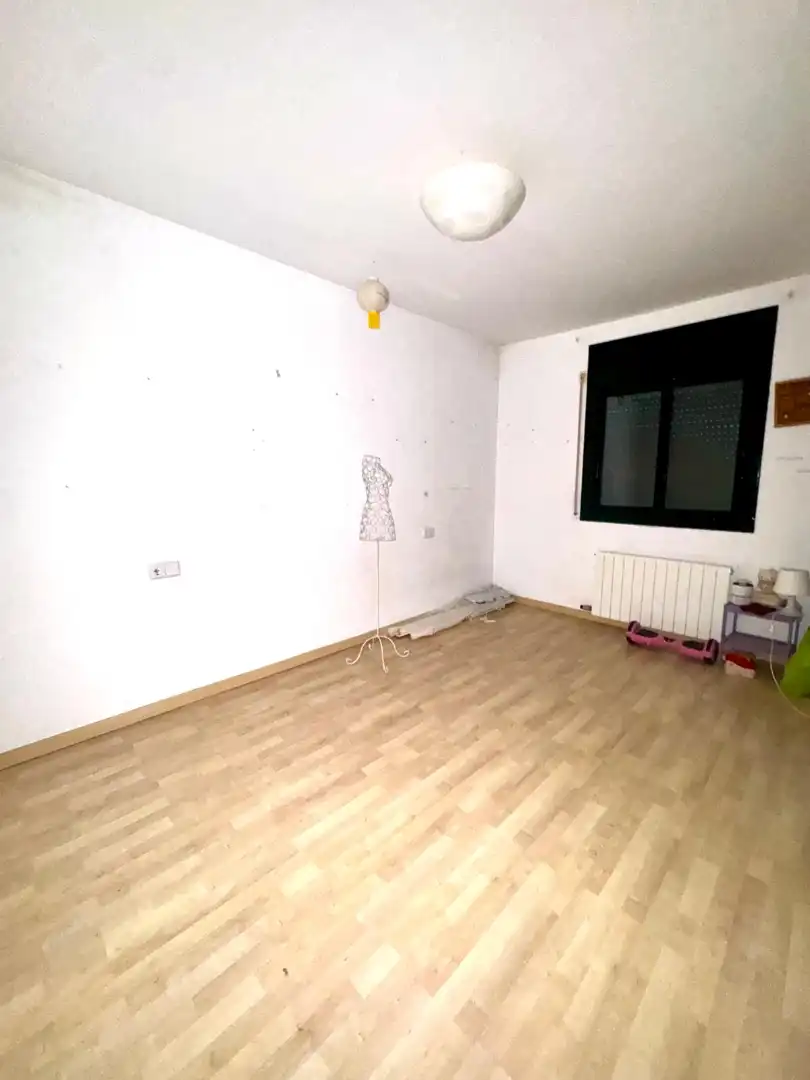 Habitación de Casa o chalet en venta en Vall-llobrega con Calefacción
