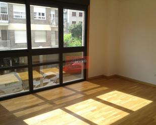 Dormitori de Apartament en venda en Ourense Capital  amb Calefacció