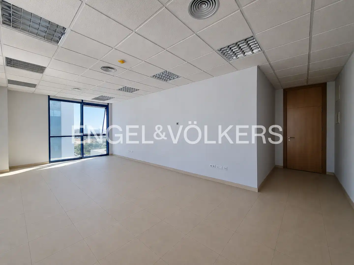 Flat for sale in Sevilla  with Heating