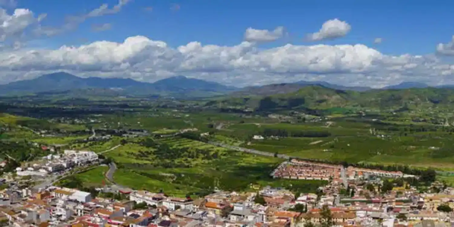 Vista exterior de Casa o chalet en venta en Cártama con Calefacción, Terraza y Trastero