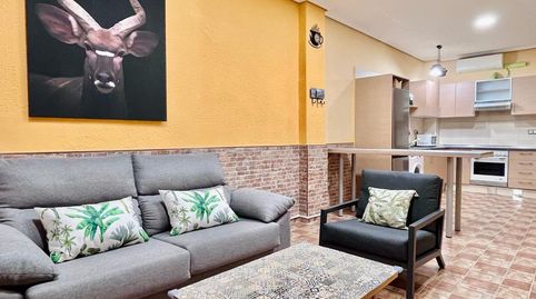 Foto 3 de Piso en venta en Carrer de la Reina, El Cabanyal - El Canyamelar, Valencia Capital