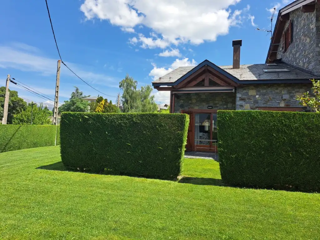 Garten von Haus oder Chalet zur Miete in Osséja mit Heizung, Privatgarten und Möbliert