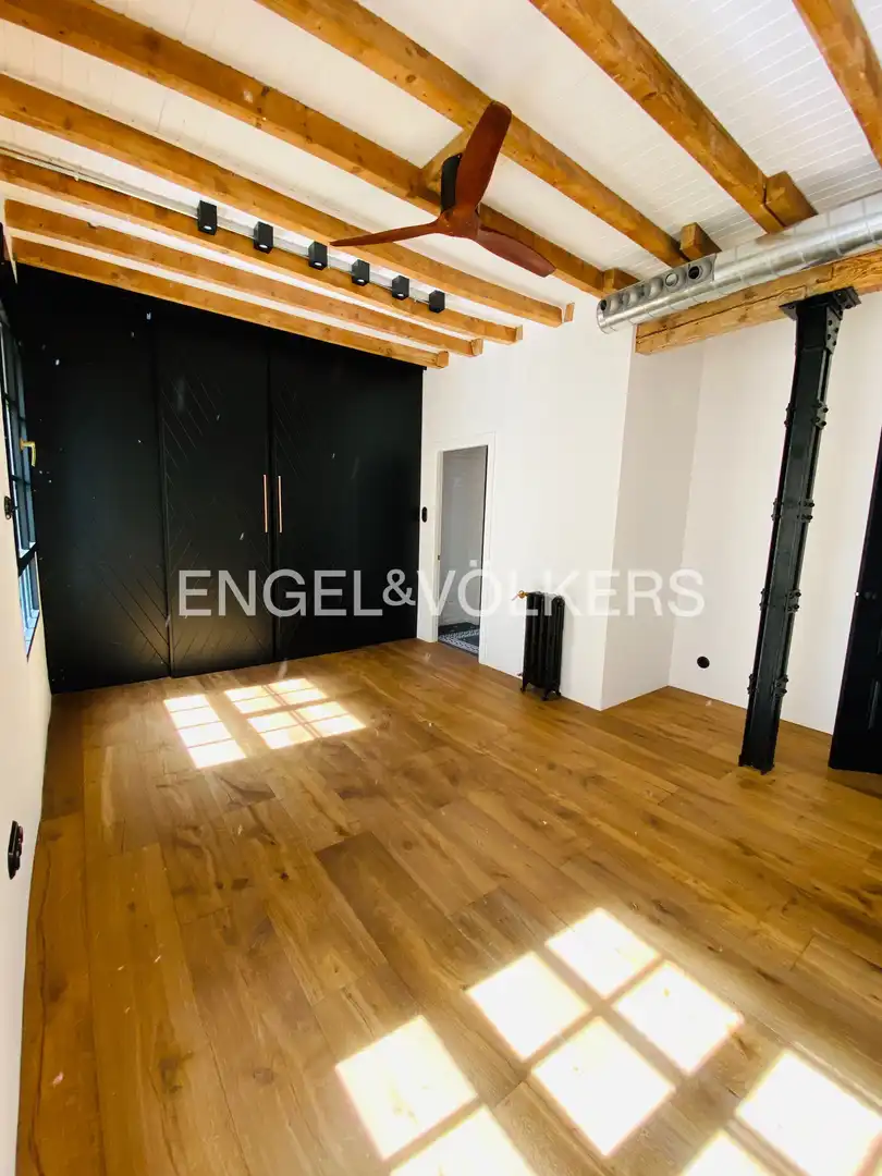 Flat for sale in Madrid  with Air Conditioner, Heating and Terrace