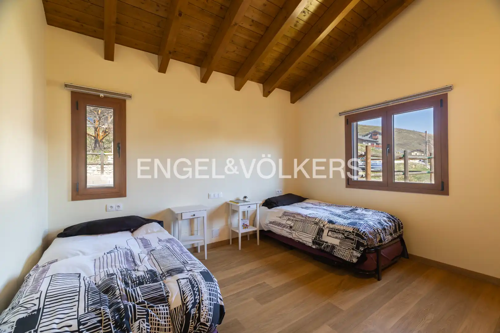 Sala de estar de Casa o chalet en venta en Estavar con Calefacción, Jardín privado y Parquet