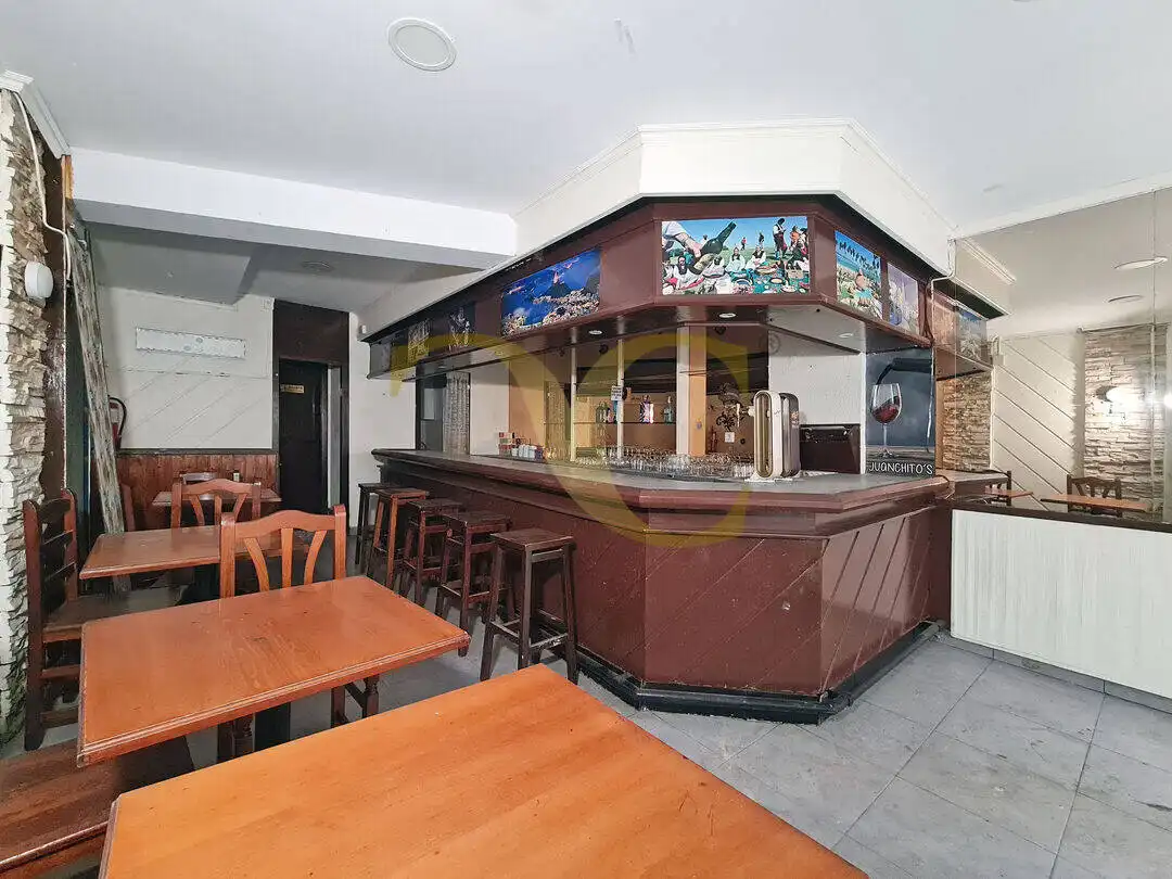 Local commercial à vendre à Calle Cangas de Onís, imagen 8