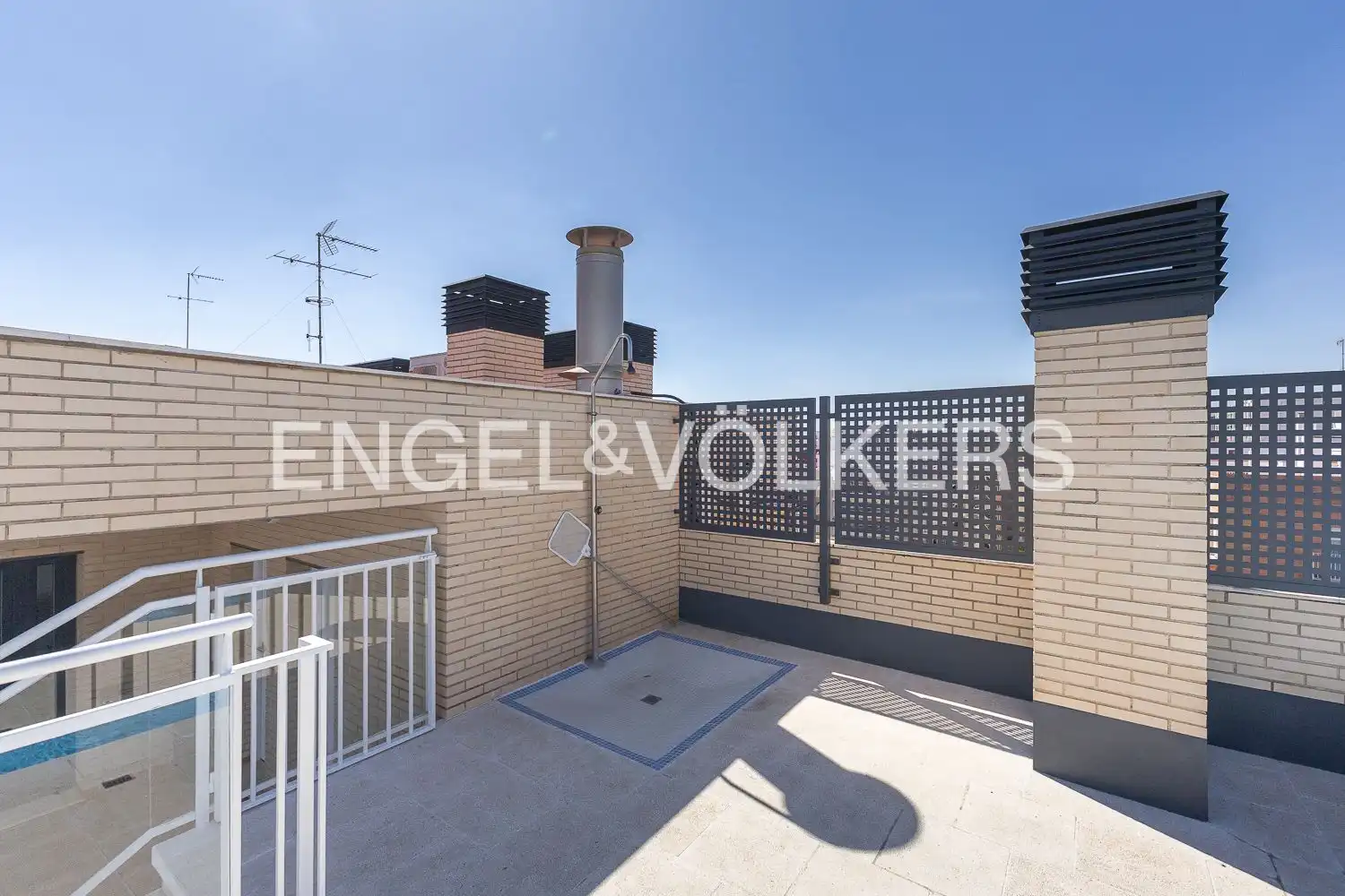 Terrasse von Wohnung zur Miete in Extramurs