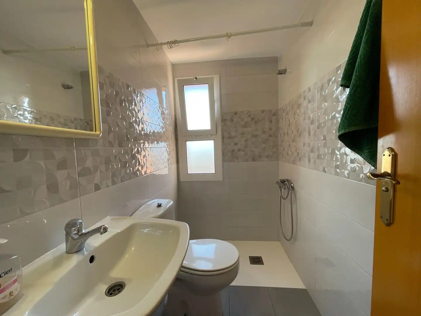 Bany de Àtic en venda en Roda de Berà