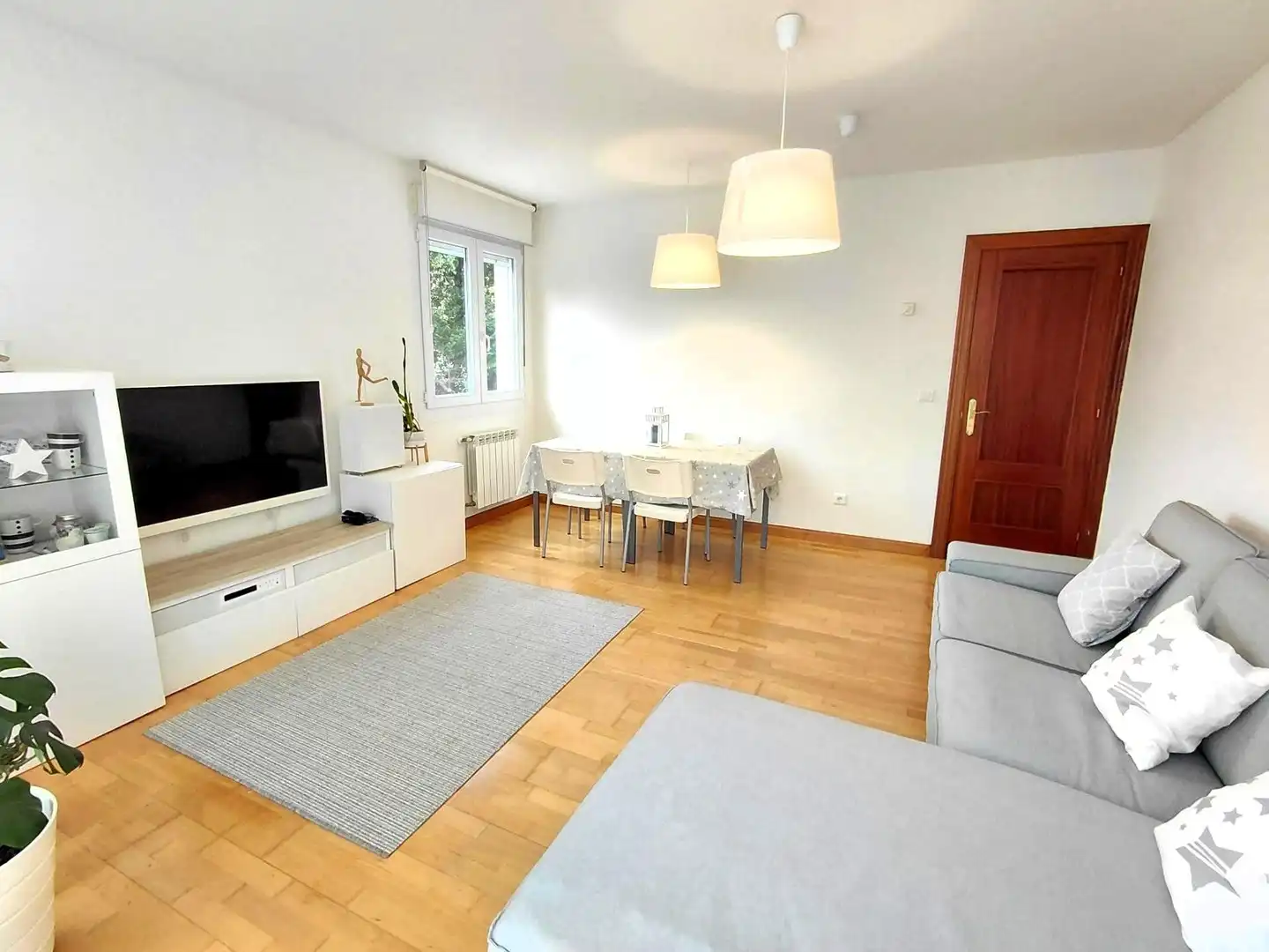 Sala de estar de Piso en venta en Castañeda con Trastero y Amueblado