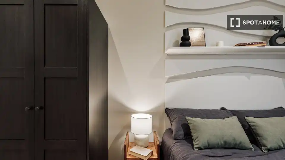 Habitación de Piso de alquiler en Barcelona con Aire acondicionado, Calefacción y Amueblado