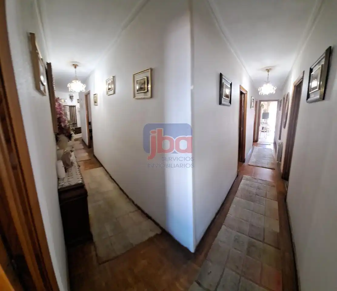 Pis en venda en Ourense Capital  amb Calefacció, Parquet i Terrassa