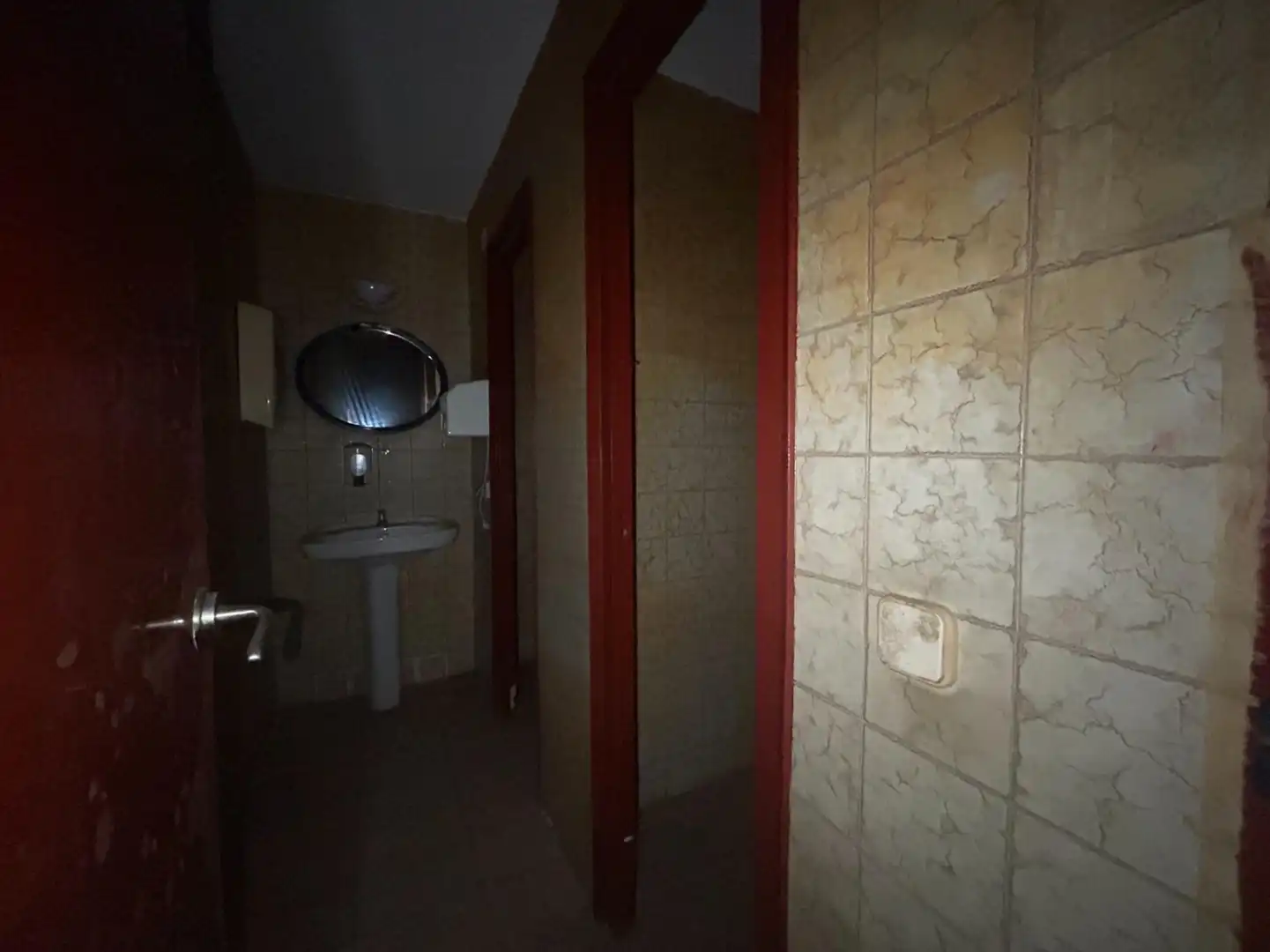 Baño de Local en venta en Calafell