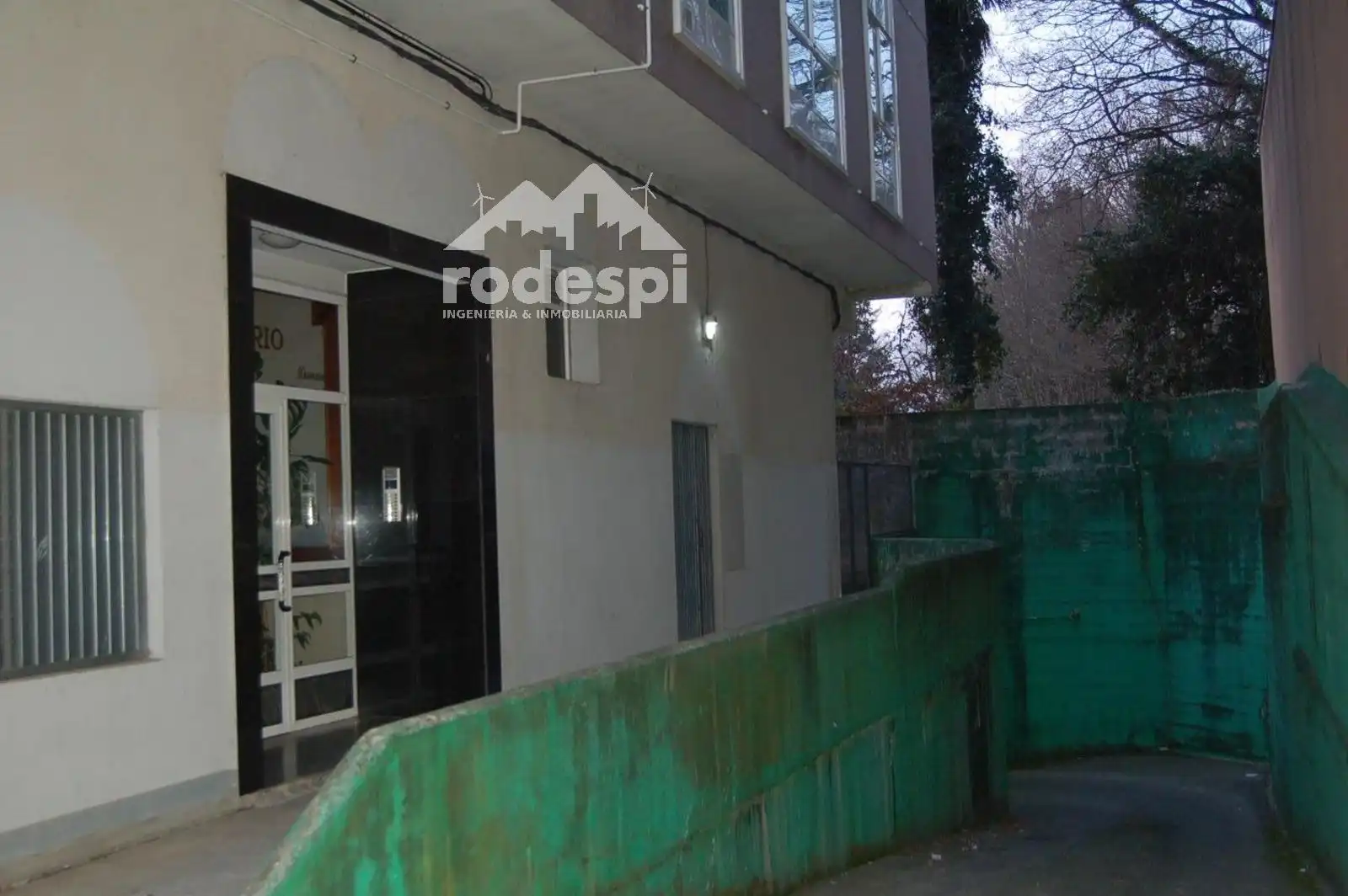Local comercial en venda a Ponteareas, imagen 4
