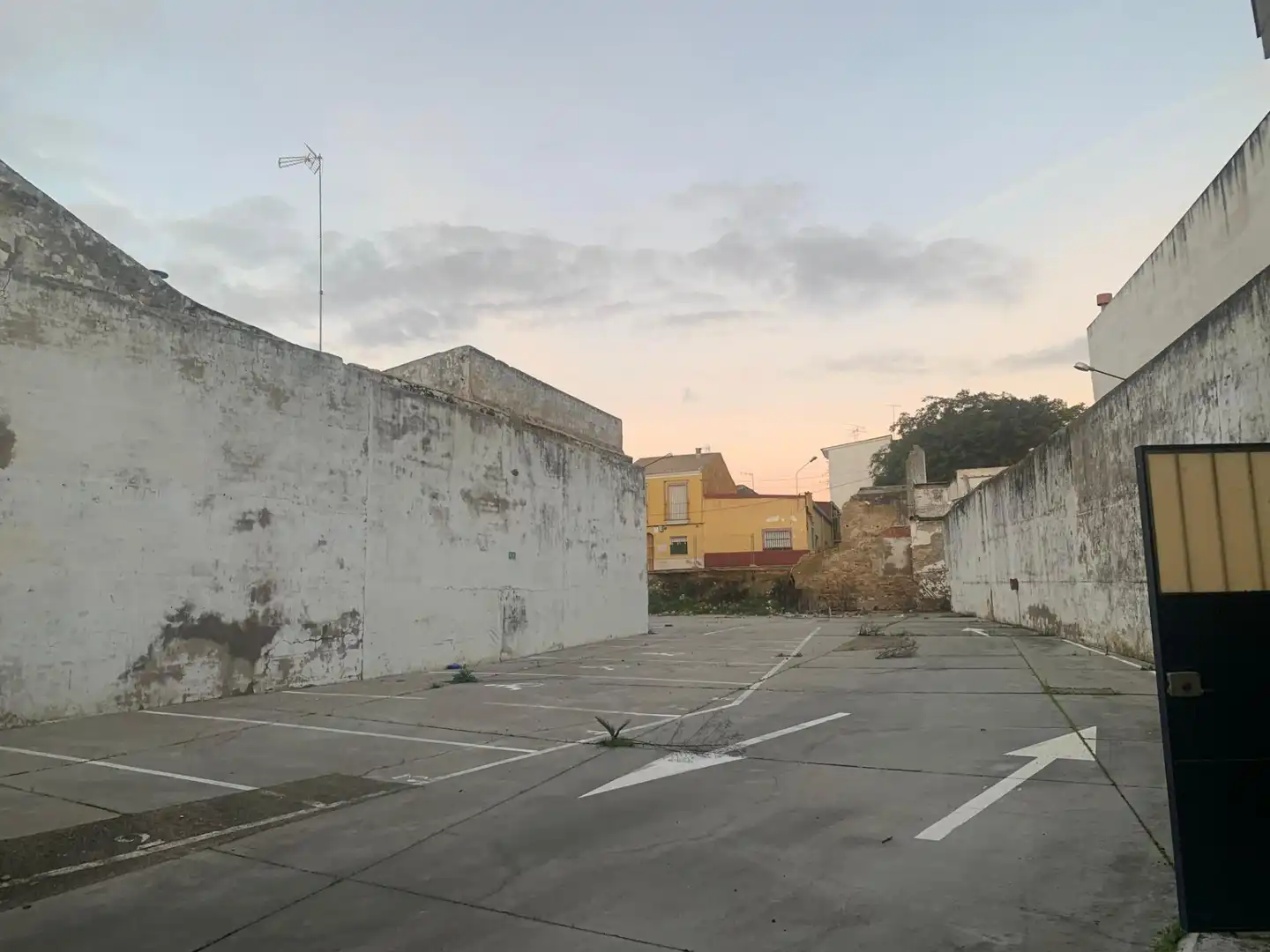 Vista exterior de Residencial en venta en Utrera Ciudad 