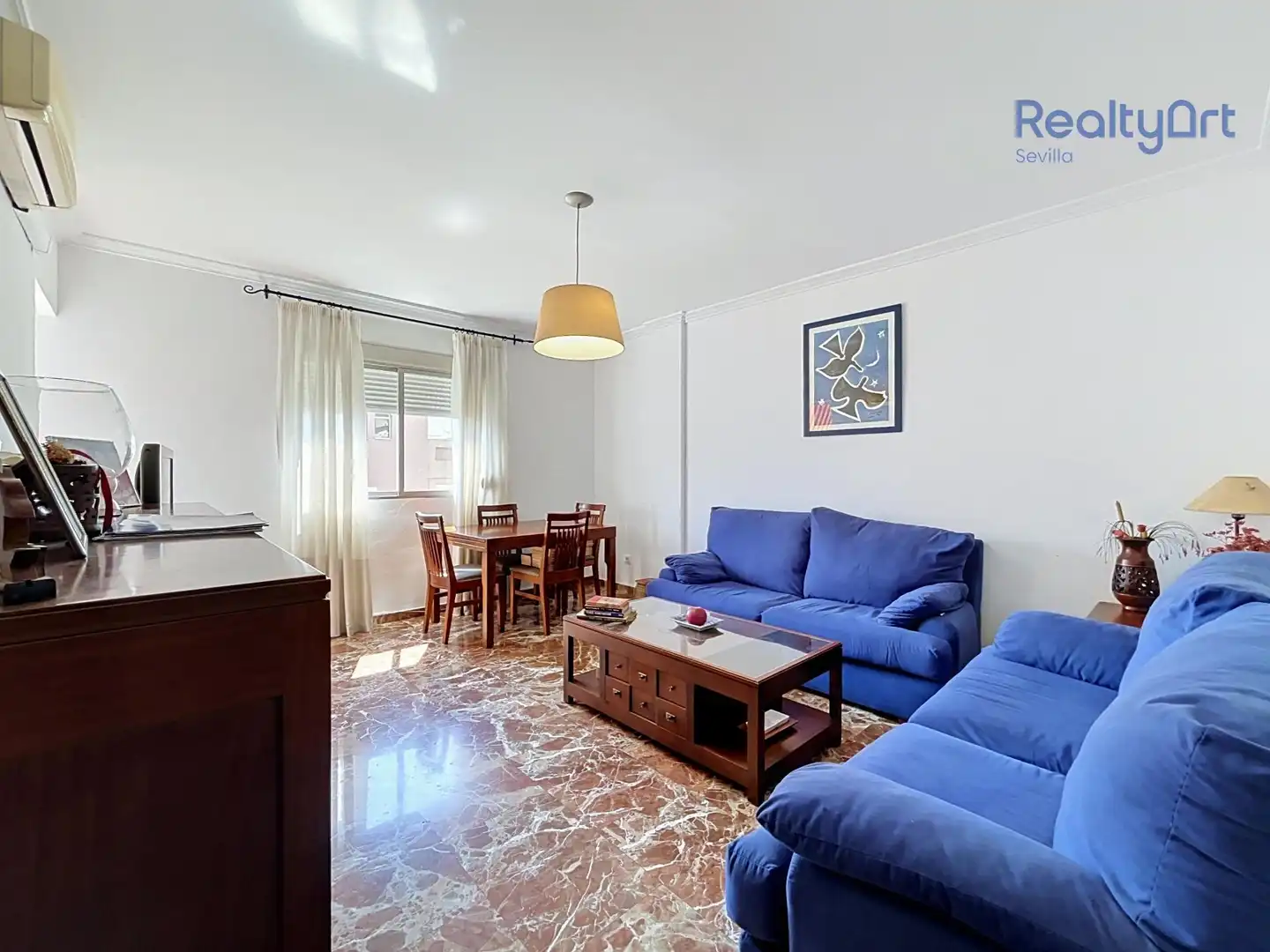 Sala de estar de Piso en venta en Sevilla con Aire acondicionado, Jardín privado y Balcón