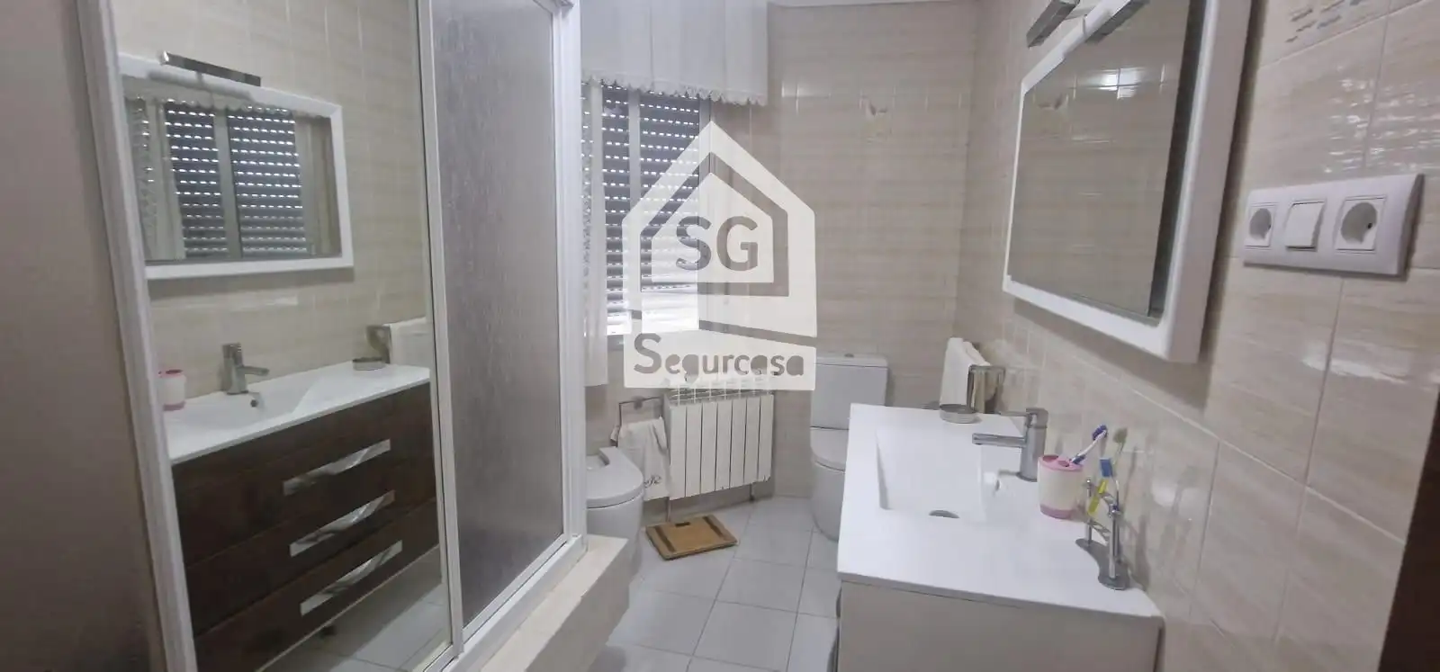 Bathroom of Houses for sale in Ourense Capital   with Heating