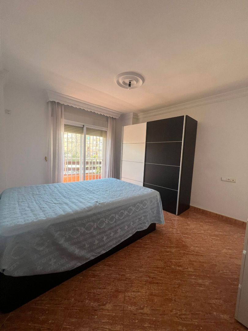 Bedroom of Flat for rent in  Granada Capital  with Air Conditioner, Furnished and Balcony