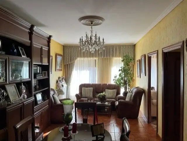Sala de estar de Edificio en venta en Nava del Rey