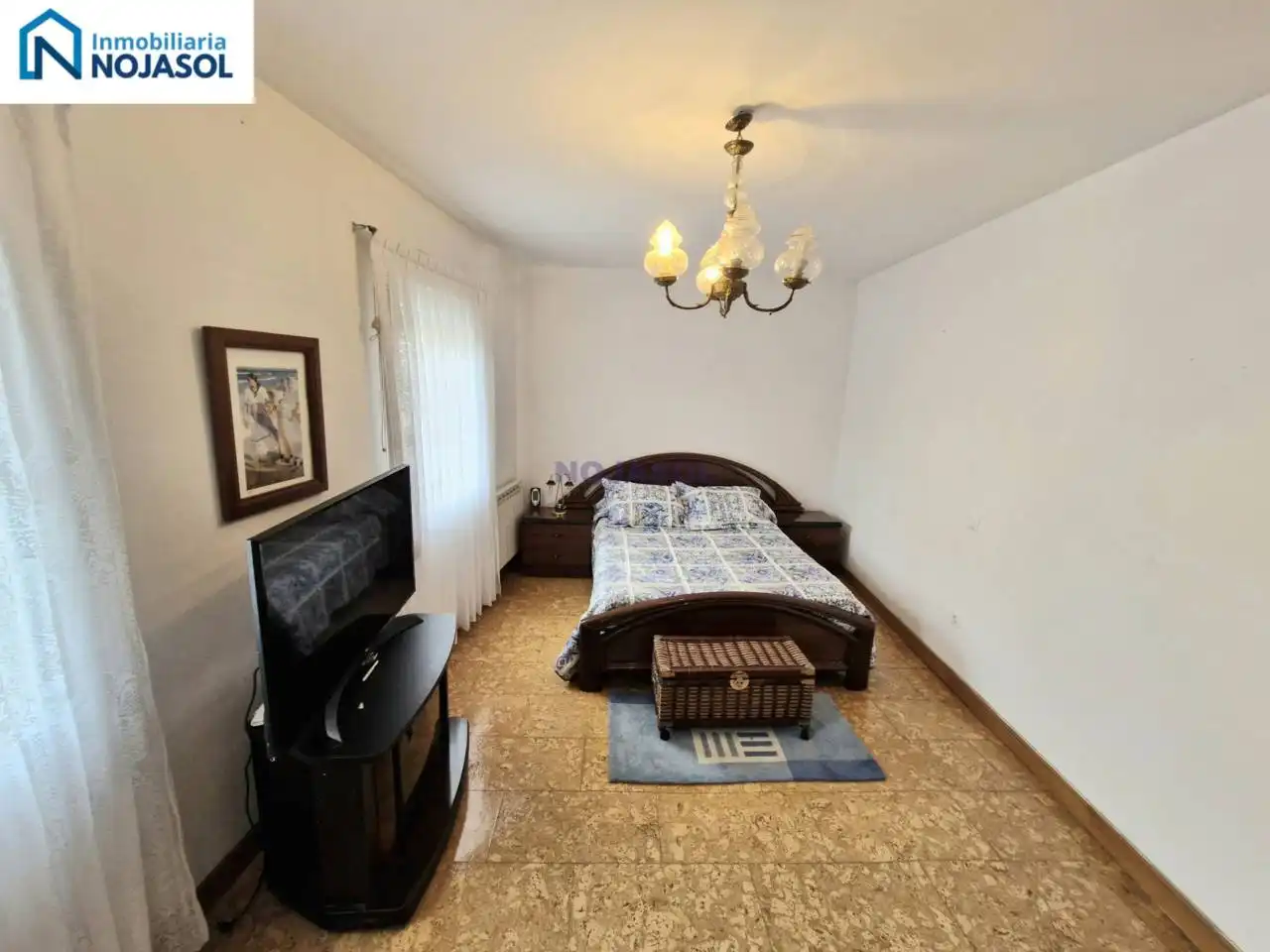 Habitación de Casa adosada en venta en Noja con Calefacción, Jardín privado y Amueblado