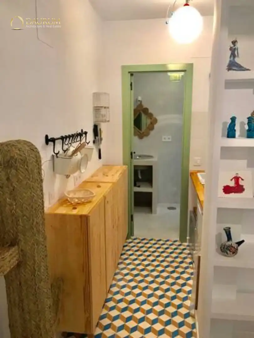 Bany de Apartament en venda en Sevilla amb Aire condicionat, Terrassa i Moblat