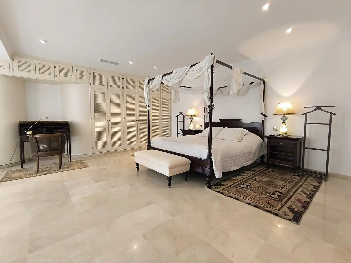 Casa con piscina en venta en Río Real - Los Monteros, imagen 27