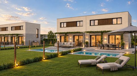 Exclusiva casa apareada con jardín privado de 630 m² y piscina privada, Bild 2