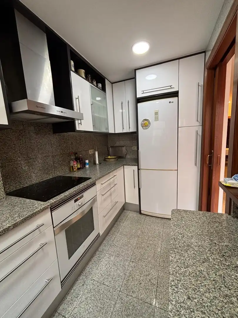 Cuina de Casa o xalet en venda en Centre - Sant Josep - Sanfeliu