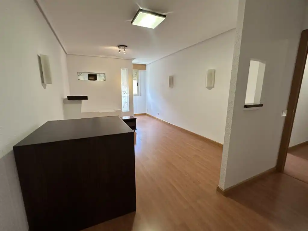 Piso en venta en  Logroño con Calefacción, Parquet y Terraza