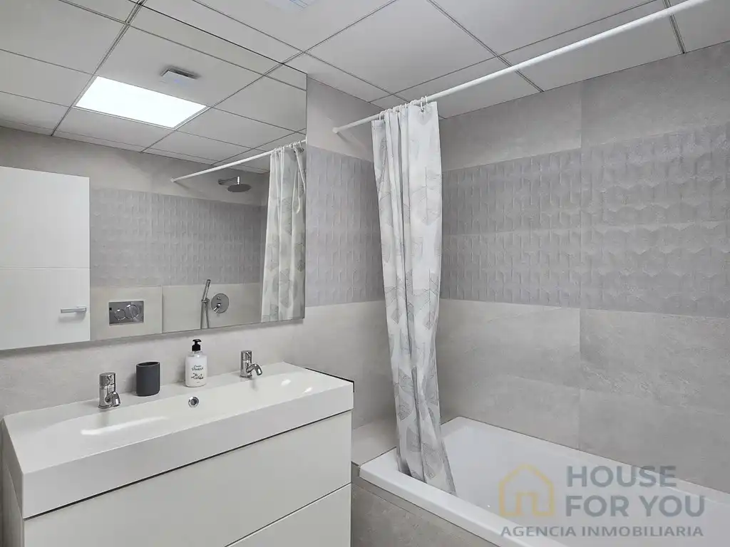 Baño de Piso de alquiler en Murcia